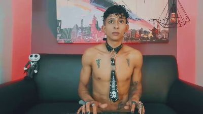 Maximoking26 live cam on Cam4