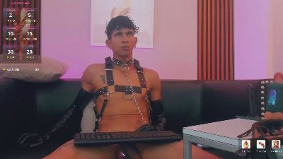 Maximoking26 live cam on Cam4