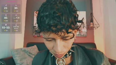 Maximoking26 live cam on Cam4