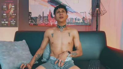 Maximoking26 live cam on Cam4