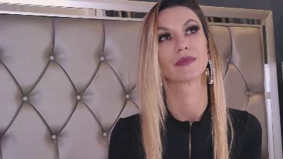 MayaHales live cam on Cam4