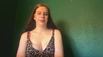 MayaLipsX live cam on Cam4