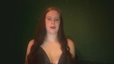 MayaLipsX live cam on Cam4
