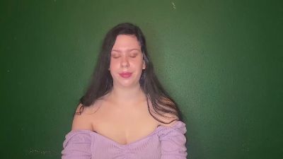 MayaLipsX live cam on Cam4