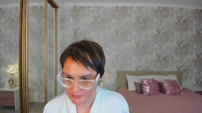 MayaNoire live cam on Cam4
