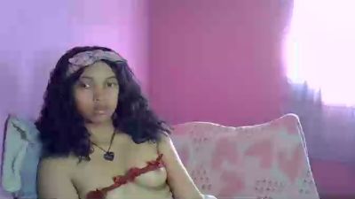 Mayah01 live cam on Cam4