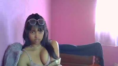 Mayah01 live cam on Cam4