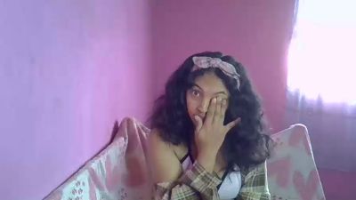 Mayah01 live cam on Cam4