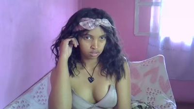Mayah01 live cam on Cam4