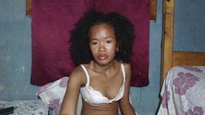 Mayahsexy1 live cam on Cam4