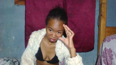 Mayahsexy1 live cam on Cam4
