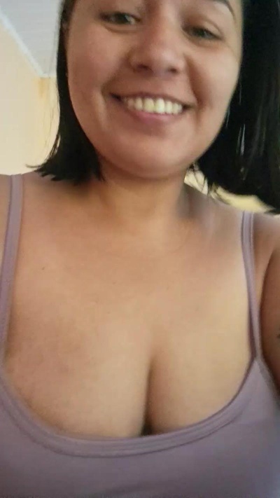 Mayarababy live cam on Cam4