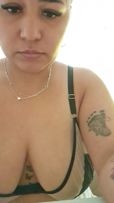 Mayarababy live cam on Cam4