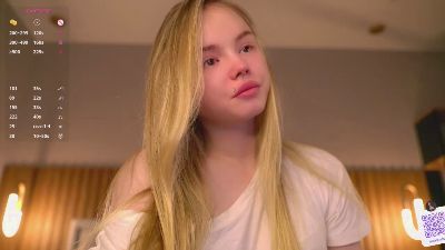 MaydaElswick live cam on Cam4