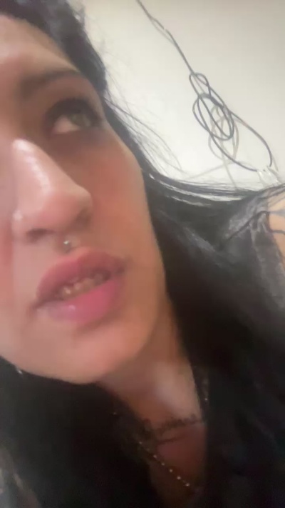 Mayma live cam on Cam4