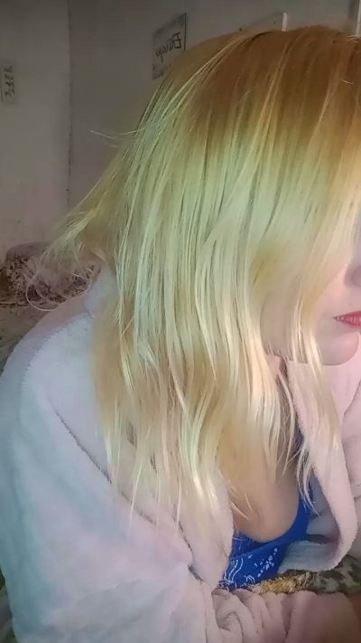 Mazie07 live cam on Cam4