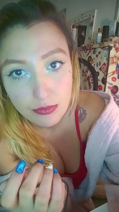 Mazie07 live cam on Cam4