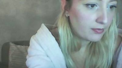 Mazie07 live cam on Cam4