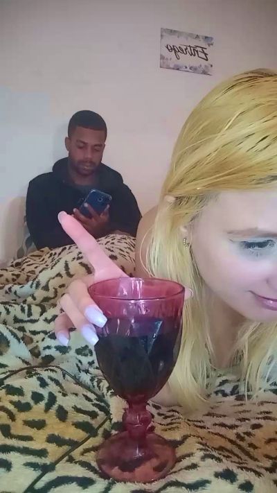 Mazie07 live cam on Cam4
