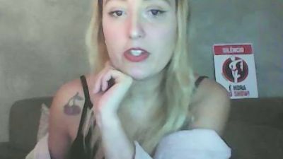 Mazie07 live cam on Cam4