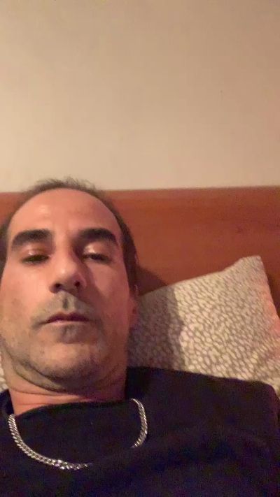 McEnrick1983 live cam on Cam4