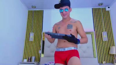 McKinley_Snake live cam on Cam4