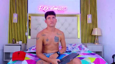 McKinley_Snake live cam on Cam4