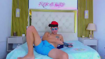 McKinley_Snake live cam on Cam4