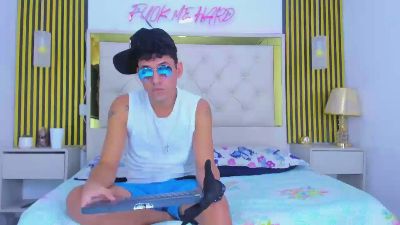 McKinley_Snake live cam on Cam4