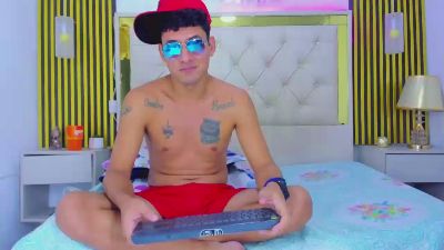 McKinley_Snake live cam on Cam4