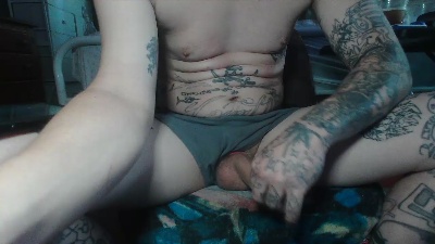 MeBiggins69 live cam on Cam4