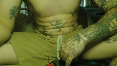 MeBiggins69 live cam on Cam4