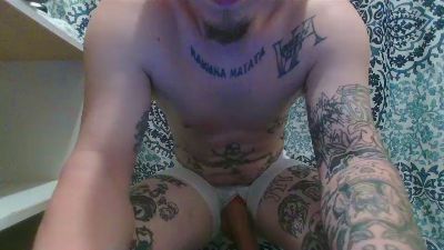 MeBiggins69 live cam on Cam4