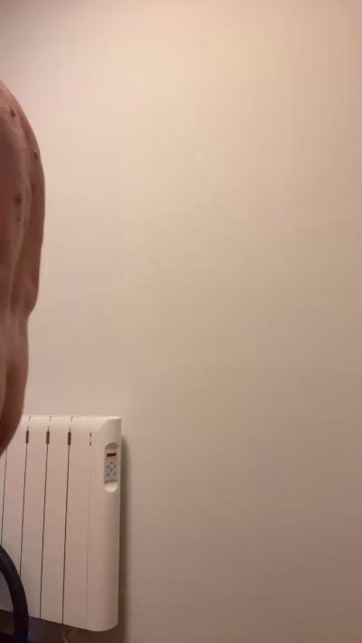 MeMolaMuxo live cam on Cam4