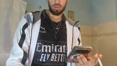 Meastroboris95 live cam on Cam4