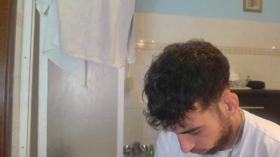 Meastroboris95 live cam on Cam4