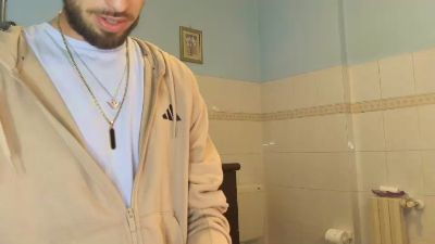 Meastroboris95 live cam on Cam4