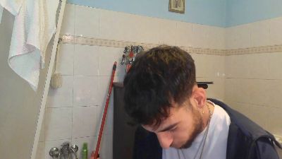 Meastroboris95 live cam on Cam4