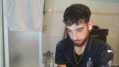 Meastroboris95 live cam on Cam4