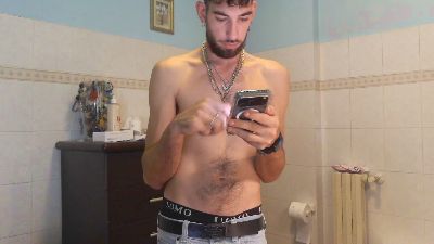 Meastroboris95 live cam on Cam4