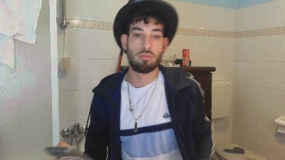 Meastroboris95 live cam on Cam4