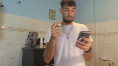 Meastroboris95 live cam on Cam4