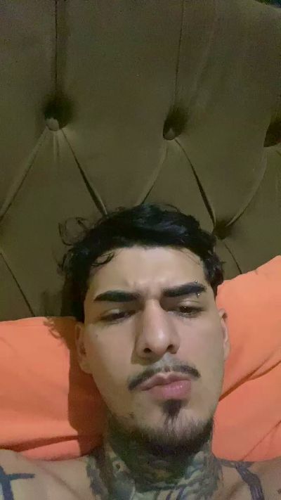 Medyna live cam on Cam4