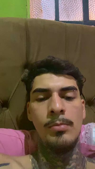 Medyna live cam on Cam4