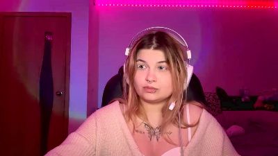 MegDelmar live cam on Cam4