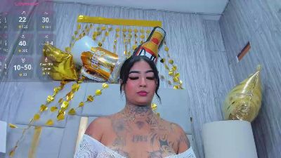 MeganHostile live cam on Cam4