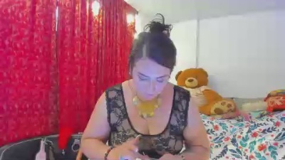 MeganHot_Curvy live cam on Cam4