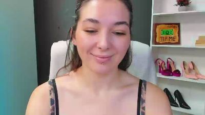 MeganPleasure live cam on Cam4