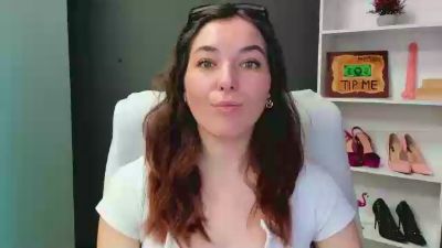 MeganPleasure live cam on Cam4