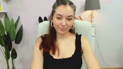 MeganPleasure live cam on Cam4